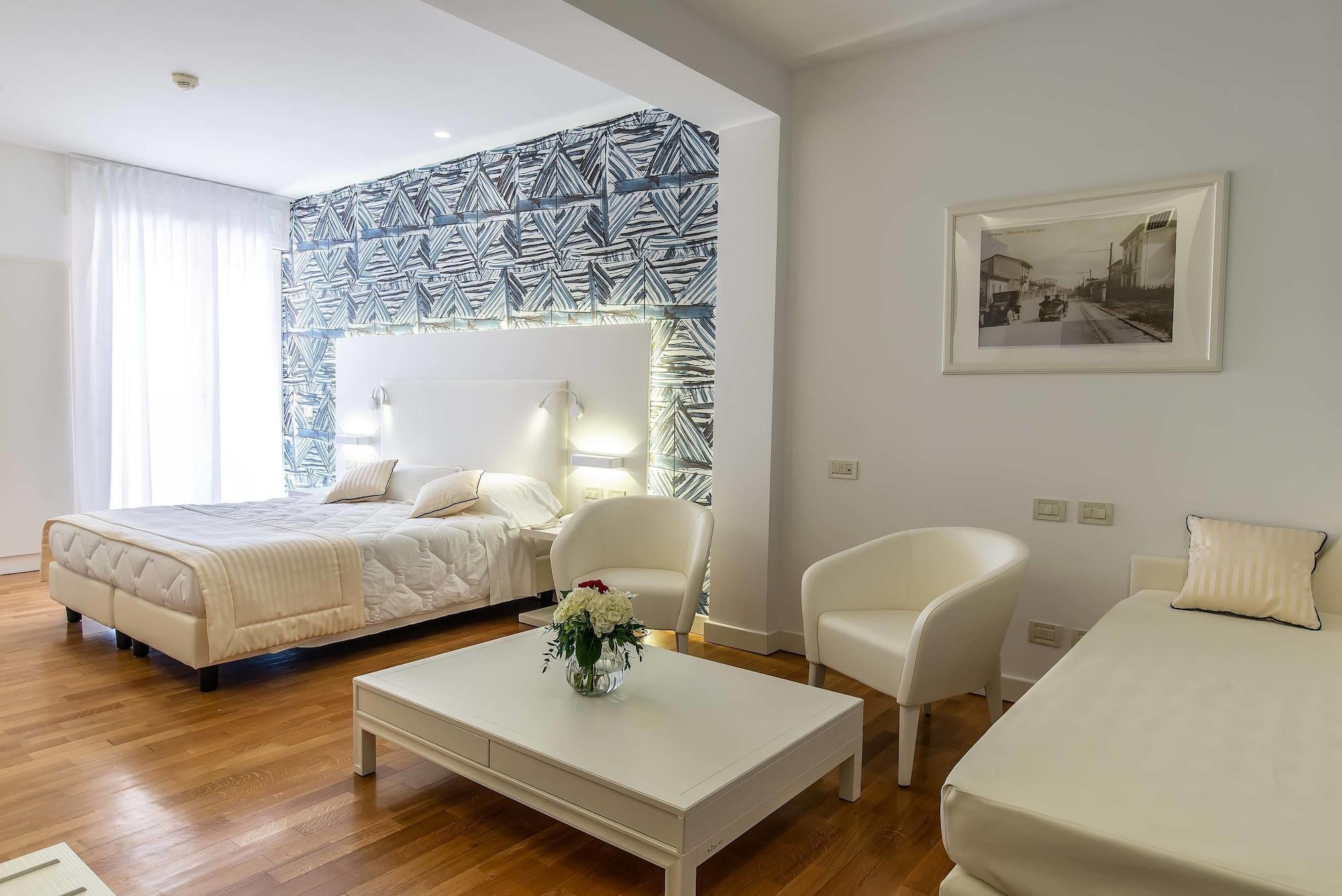 מרינה די פיאטרסנטה Versilia Palace Hotel מראה חיצוני תמונה