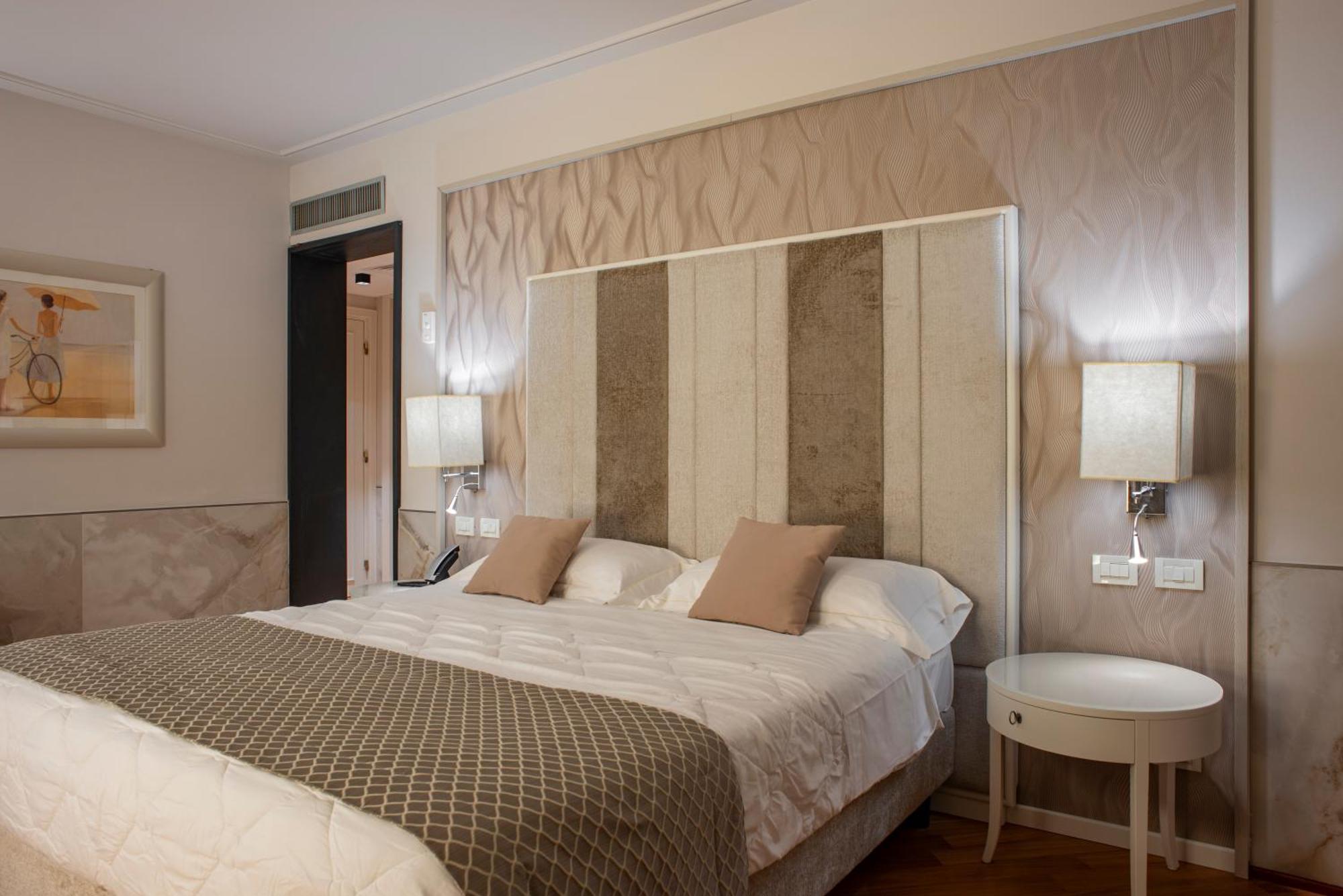 מרינה די פיאטרסנטה Versilia Palace Hotel מראה חיצוני תמונה