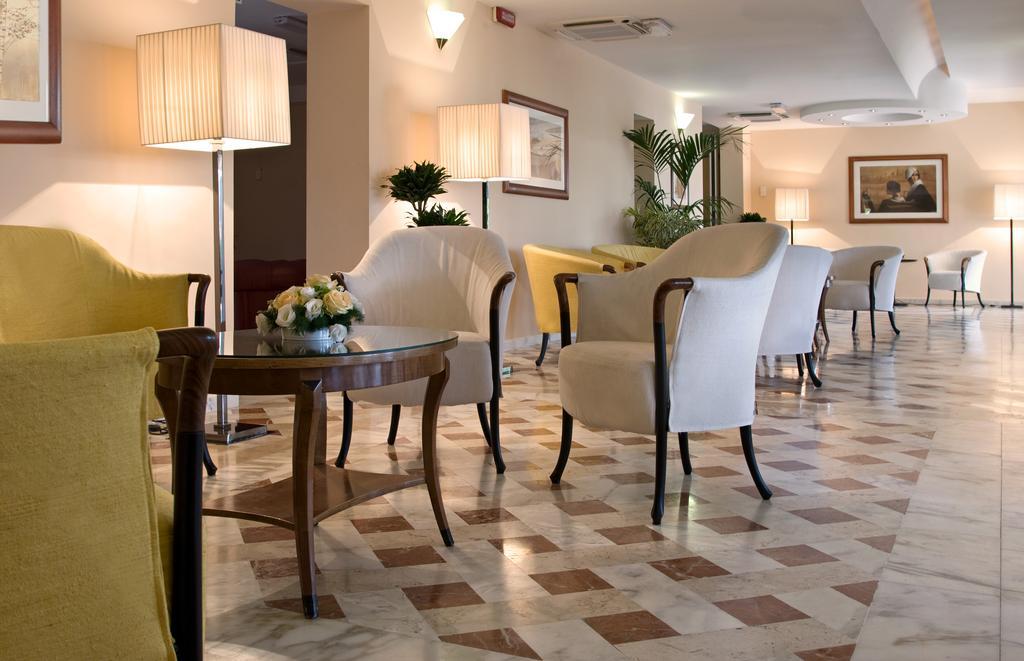 מרינה די פיאטרסנטה Versilia Palace Hotel מראה חיצוני תמונה