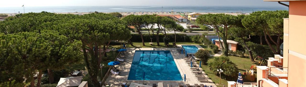 מרינה די פיאטרסנטה Versilia Palace Hotel מראה חיצוני תמונה